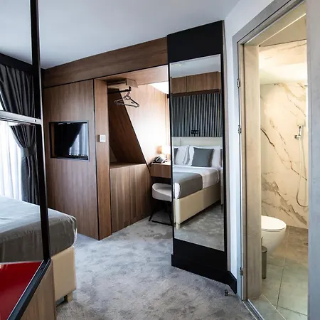 View Boutique 3* Skopje