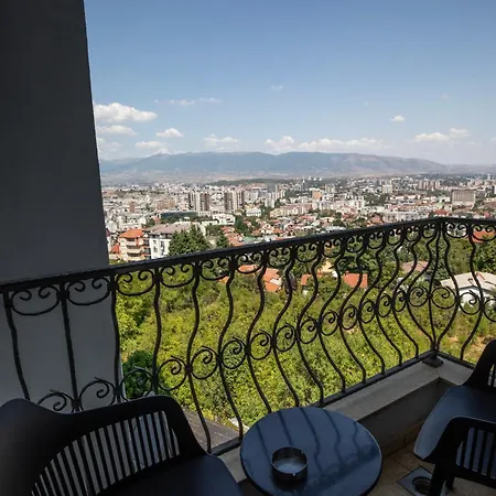 View Boutique فندق سكوبجي