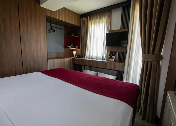 View Boutique スコピエ